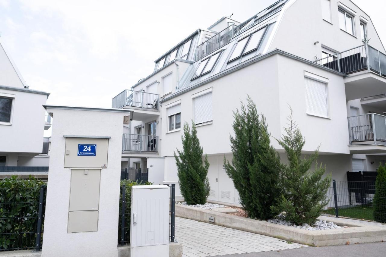 Modern Apartment With Tiny Garden Near City Center 维也纳 外观 照片